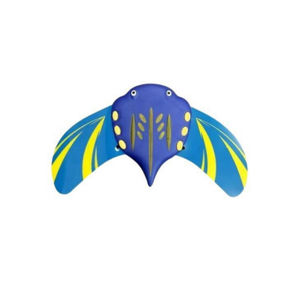 Water-Powered Manta Ray Toy Underwater Pool Toy—Equipped with self-propelled jet propulsion and adjustable fins, this pool diving toy glides smoothly underwater.